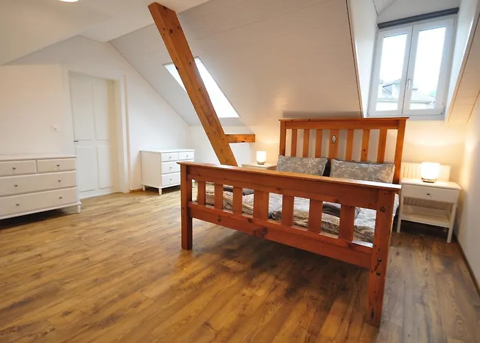 4 * אינטרלאקן